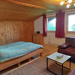 Haus Traunsee-blick By Interhome 別荘 Neukirchen